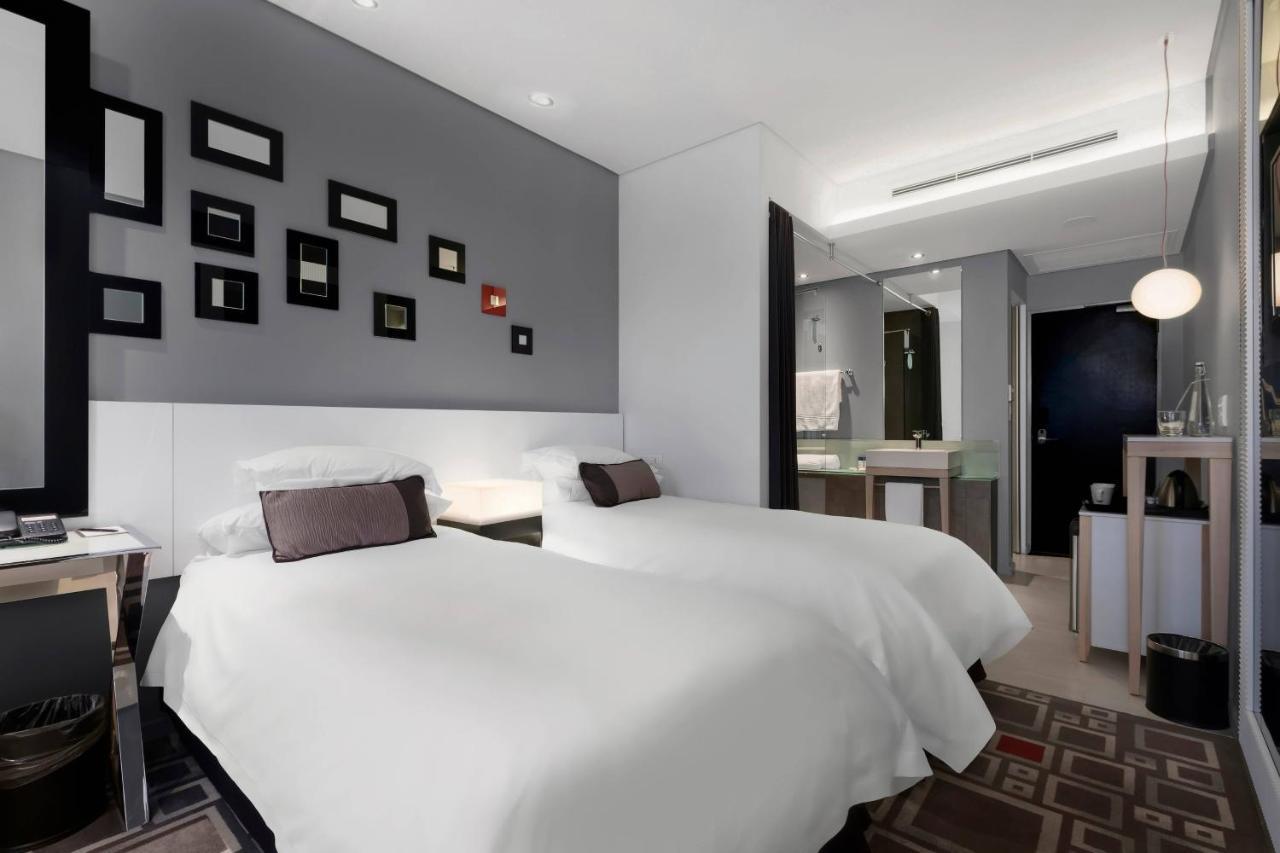 Protea Hotel Fire & Ice! By Marriott Pretoria Menlyn Exteriér fotografie
